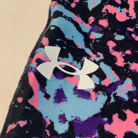 Under Armour Girls' HeatGear Armour Printed Ankle Crop Leggings Size XS 7 - Picture 6 of 9